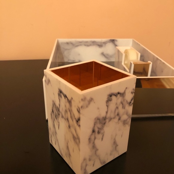 Rachel George Acrylic Marble Desk Set - Picture 5 of 8